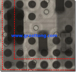 BGA錫球尺寸小于0.4mm，采用降低BGA內(nèi)圍襲球的錫膏量所得到X-Ray，稍微留意一下可以發(fā)現(xiàn)最外圈的錫量(圓的直徑)比其他內(nèi)圍的錫球上的錫量來得多一點(diǎn)點(diǎn)。也就是外圈的黑色圓形直徑比內(nèi)圈的圓形來得大一點(diǎn)點(diǎn)。