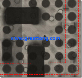 BGA錫球尺寸小于0.4mm，采用降低BGA內(nèi)圍襲球的錫膏量所得到X-Ray，稍微留意一下可以發(fā)現(xiàn)最外圈的錫量(圓的直徑)比其他內(nèi)圍的錫球上的錫量來得多一點(diǎn)點(diǎn)。也就是外圈的黑色圓形直徑比內(nèi)圈的圓形來得大一點(diǎn)點(diǎn)。