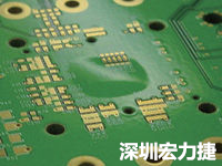 散熱差可能導(dǎo)致PCB阻焊層的剝離。