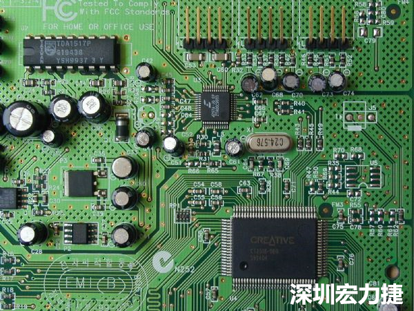 針對PCB區(qū)塊產(chǎn)生的EMI干擾問題，可使用EMI改善對策元件重點改善。