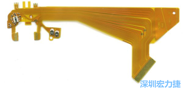 針對消費(fèi)性電子產(chǎn)品的外型設(shè)計，F(xiàn)PC可以做任意形狀的適應(yīng)性線路設(shè)計。