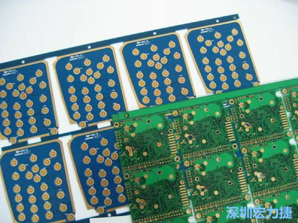 PBC與HDI等硬質(zhì)載板因應(yīng)不同構(gòu)型的結(jié)構(gòu)組裝需求，能做的彈性設(shè)計有限，必須搭配FPC軟板進(jìn)行整合設(shè)計。