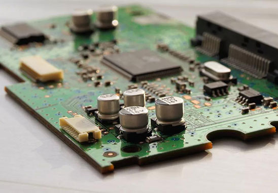 PCB制板工藝中的過孔塞油是什么意思？