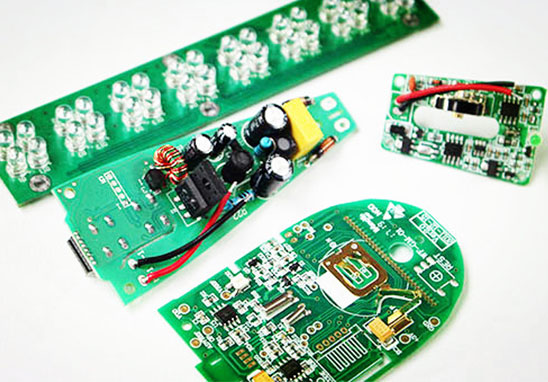 為什么PCB板顏色絕大多數(shù)都是綠色的？