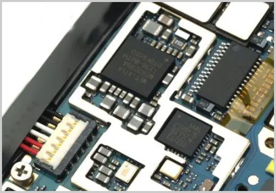 PCB設計如何避免連錫？實用技巧與預防方案
